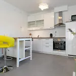 Pjena Luxury Mediterranean Retreat With Private Pool וילה ביוגראד נה מורו