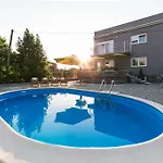 וילה Pjena Luxury Mediterranean Retreat With Private Pool