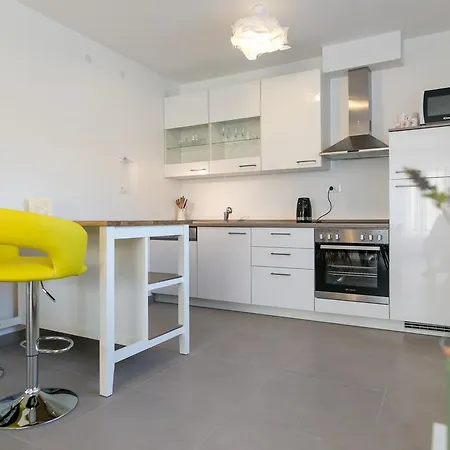 Pjena Villa Biograd Na Moru