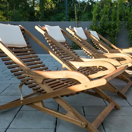 Pjena Luxury Mediterranean Retreat With Private Pool *