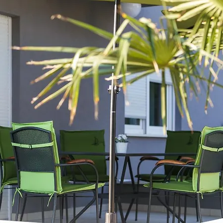 Pjena Luxury Mediterranean Retreat With Private Pool