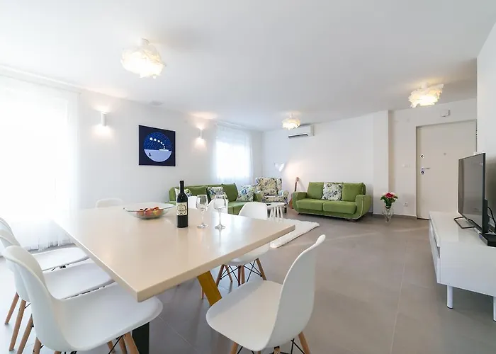 Pjena Luxury Mediterranean Retreat With Private Pool ביוגראד נה מורו